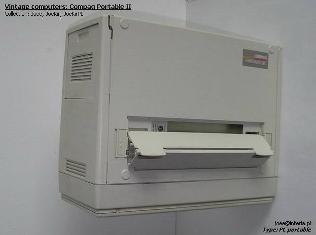 Compaq Portable II - 13.jpg